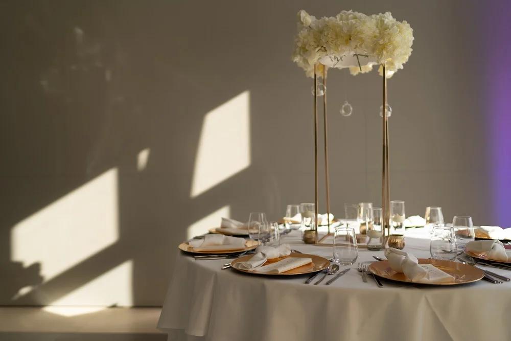 5.Glamour
