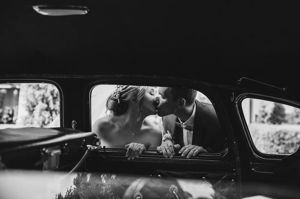 1. Micro Weddings