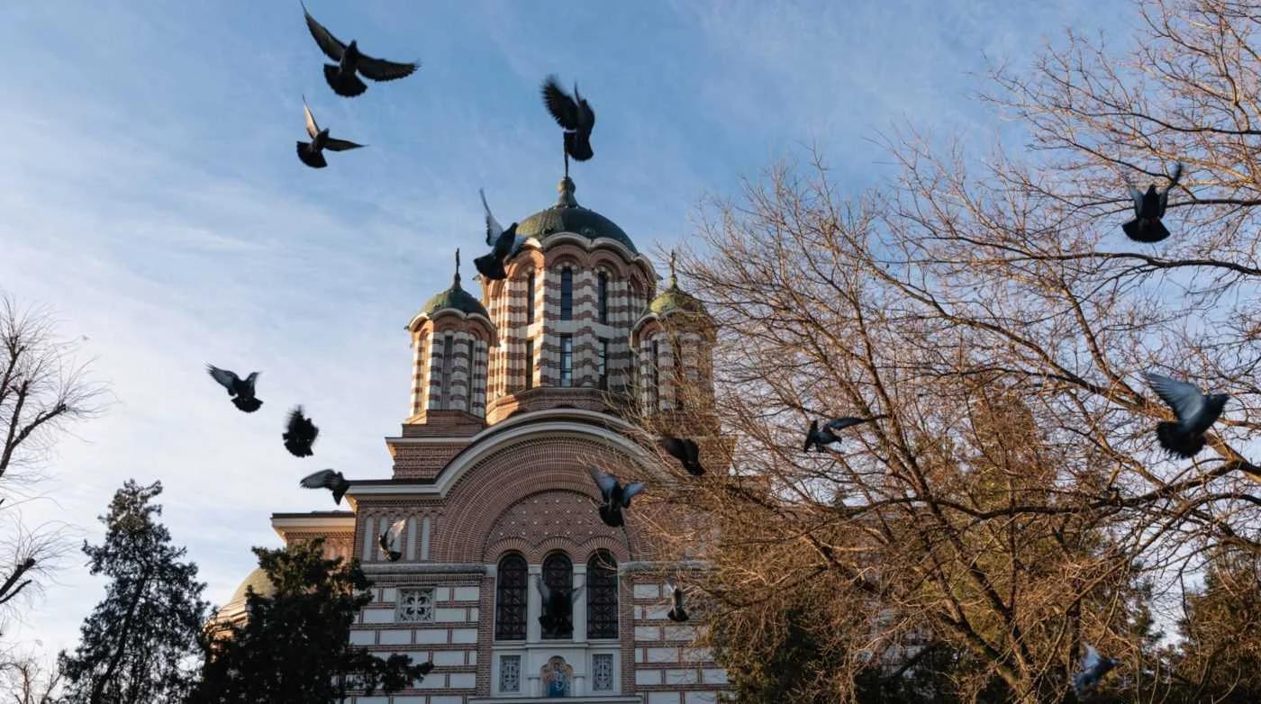 Biserica Cașin